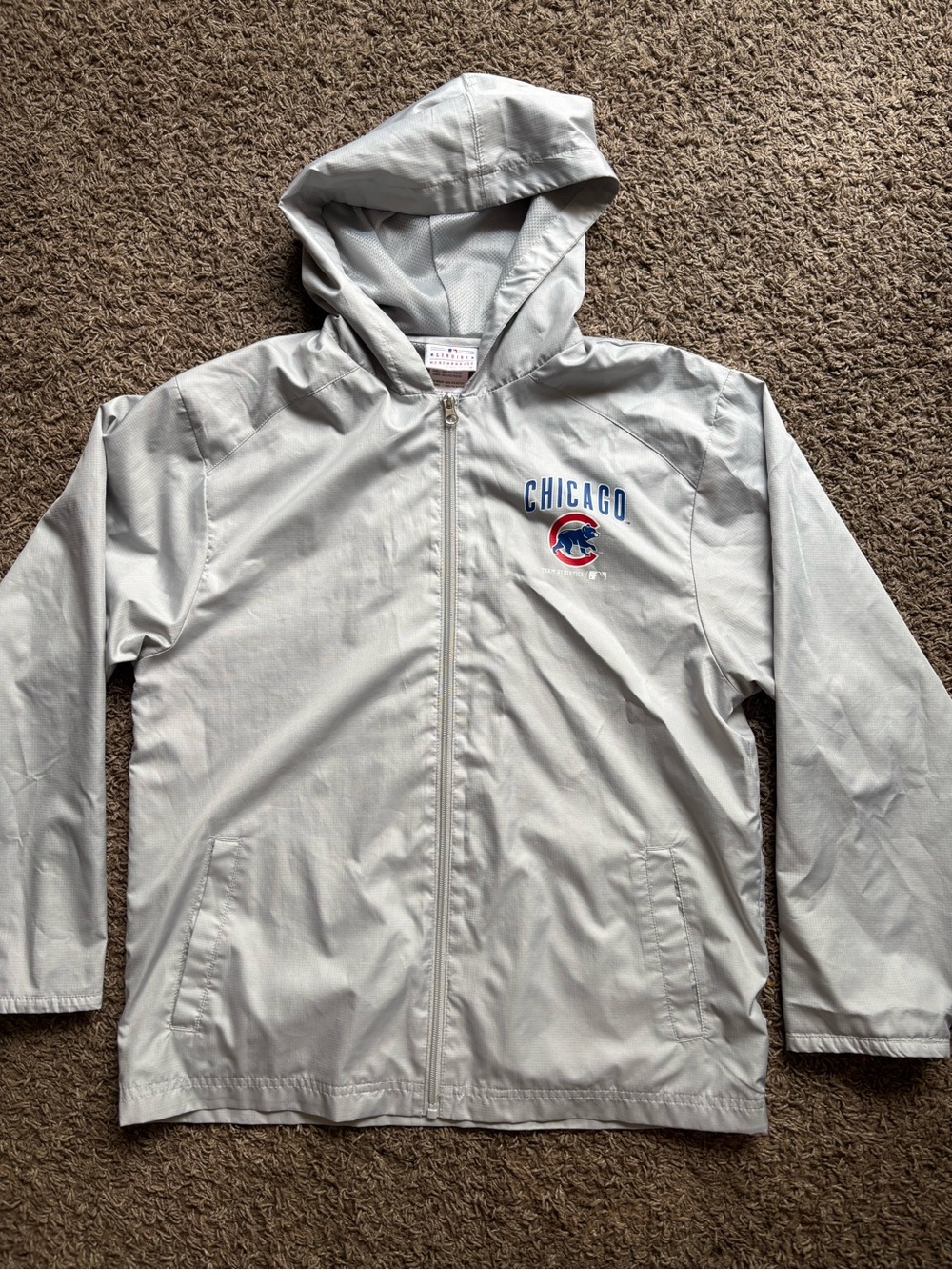 Genuine Merchandise Light Gray Chicago Cubs Hooded Rain Jacket 14/16 L
